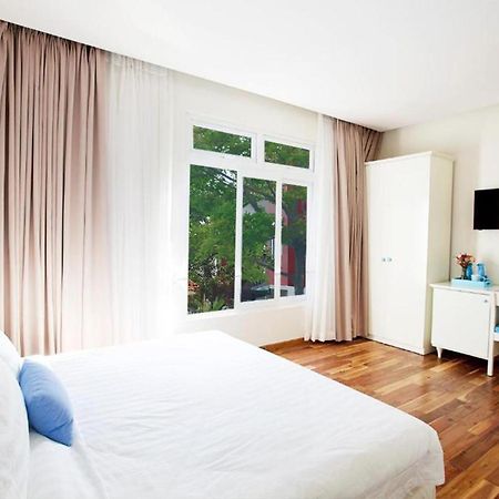 Co Xanh Hotel Дананг Екстериор снимка