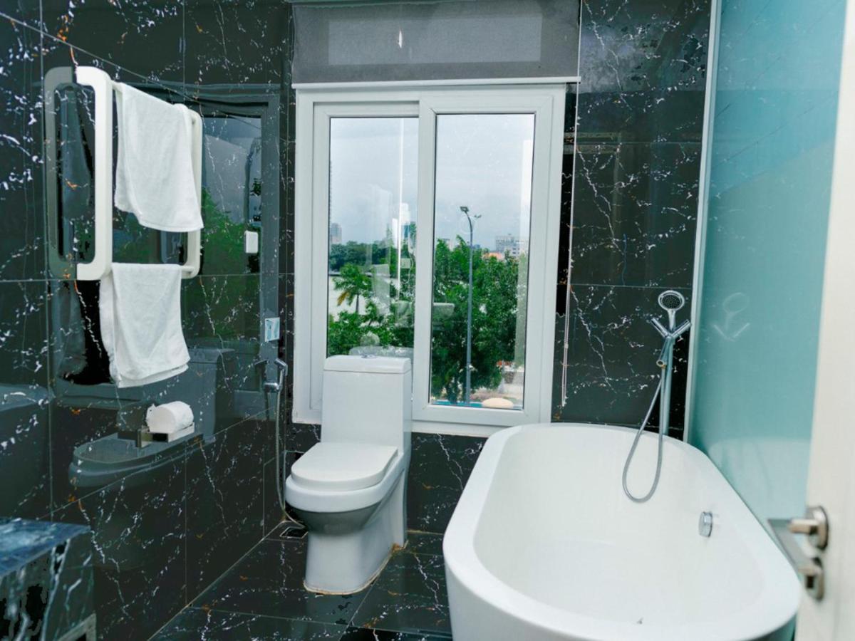 Co Xanh Hotel Дананг Екстериор снимка